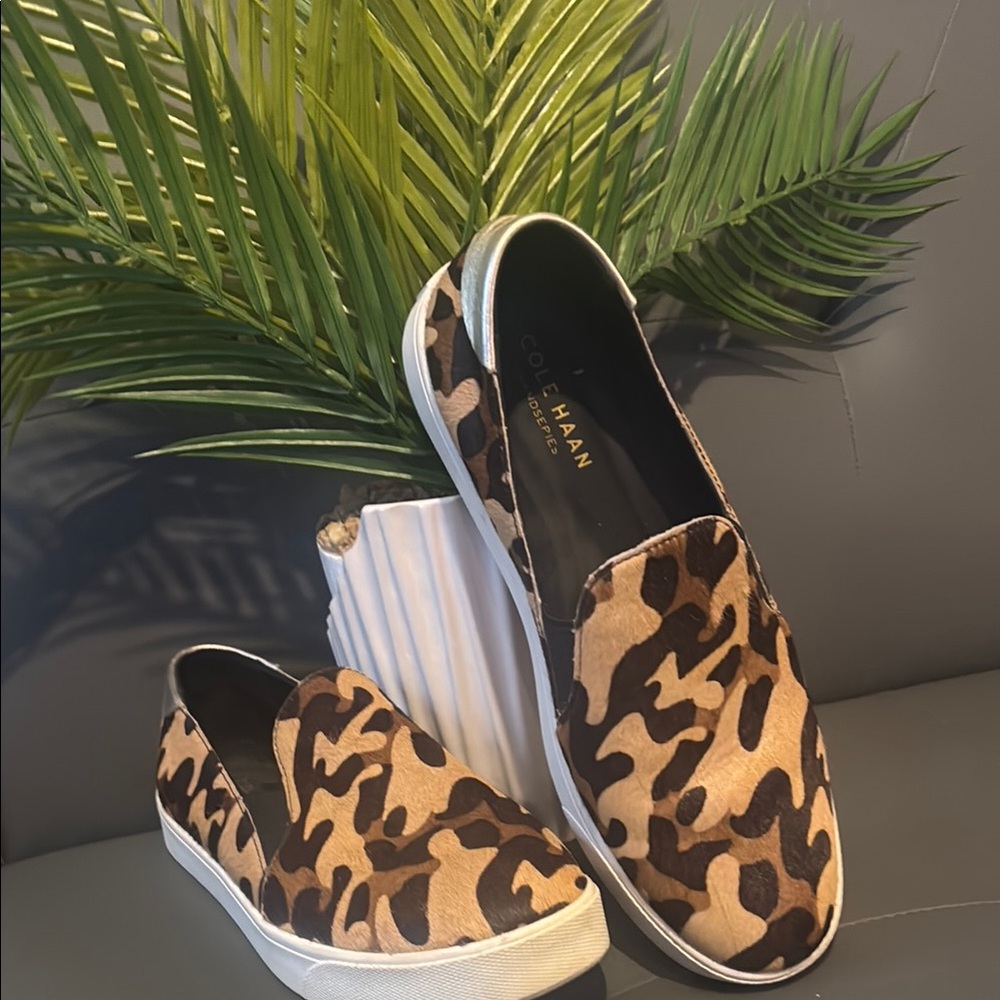 🤎Cole Haan Camo Slip-On Sneakers